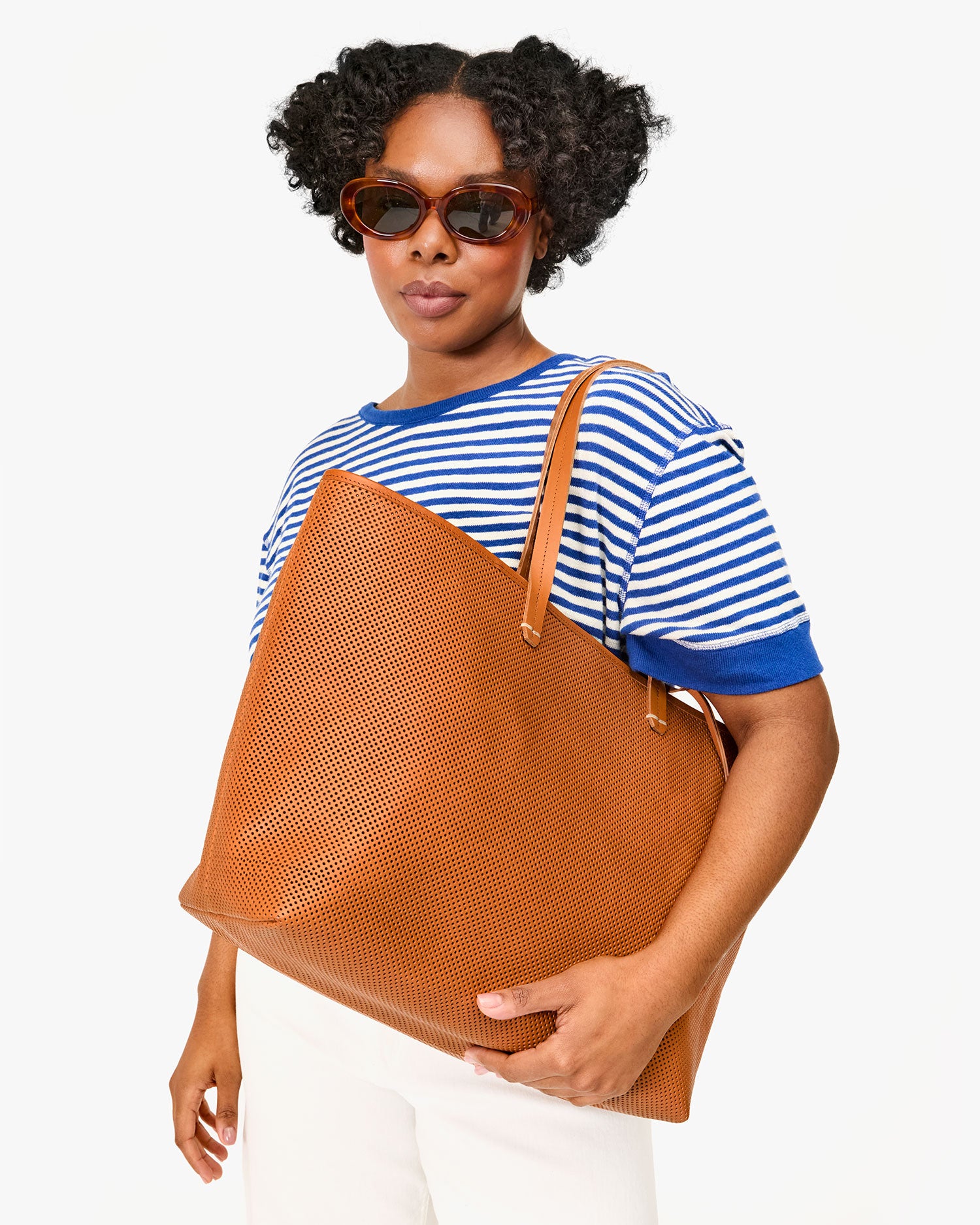 Volie Tote on Candice